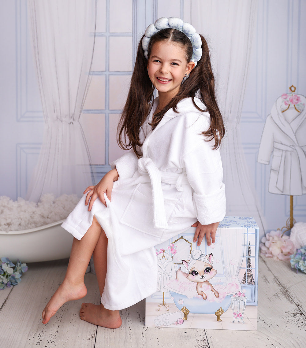 bathrobe
